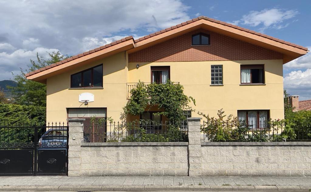 Vacaciones Villasana Villasana de Mena Kültér fotó